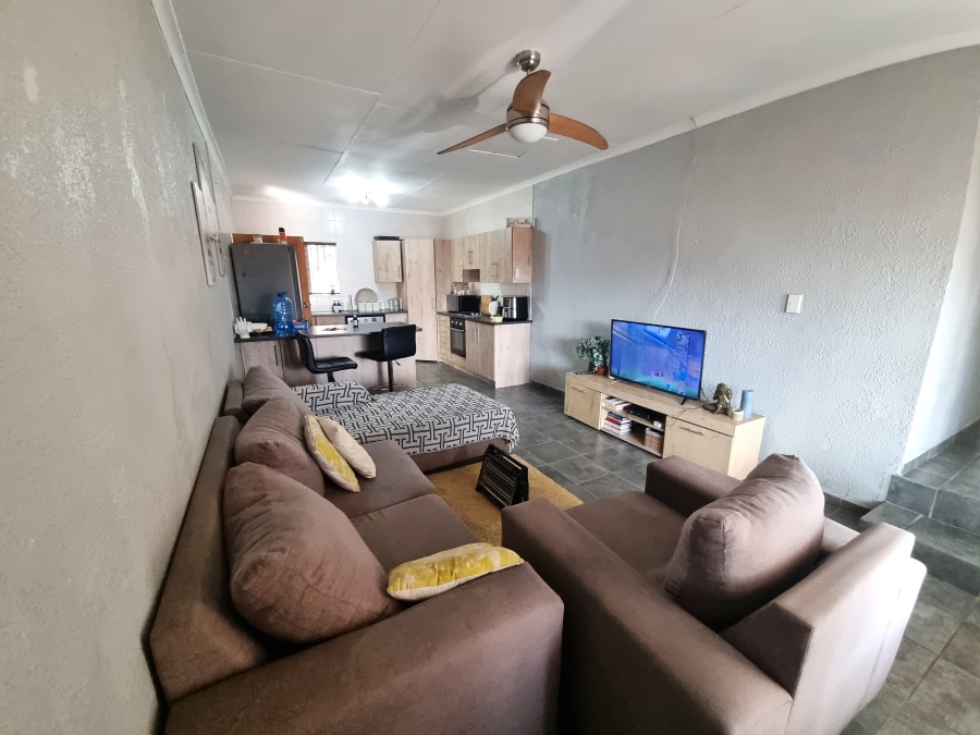 3 Bedroom Property for Sale in Safari Gardens North West